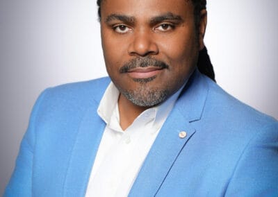 Professional headshot station sample 9